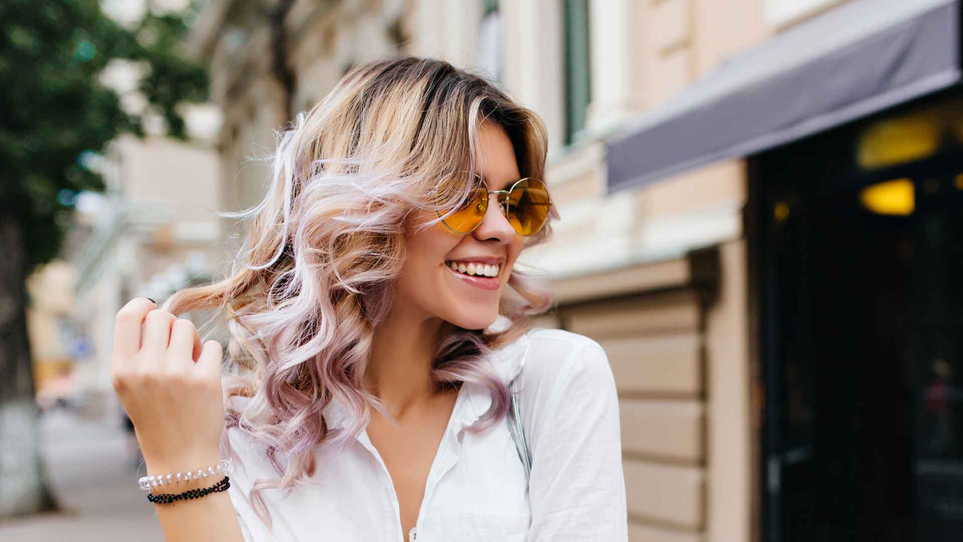 Curling Tong VS. Straightener How to Choose the Right Tool for your