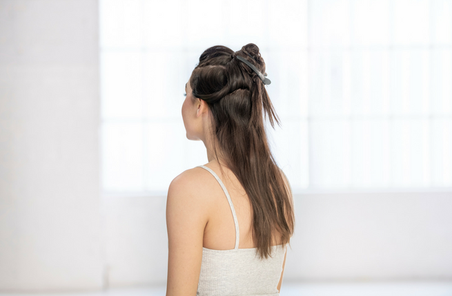 how to curl hair with a curler